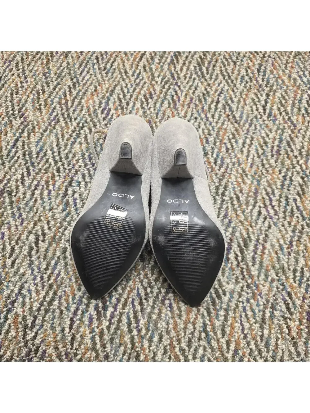 Aldo vegan grey